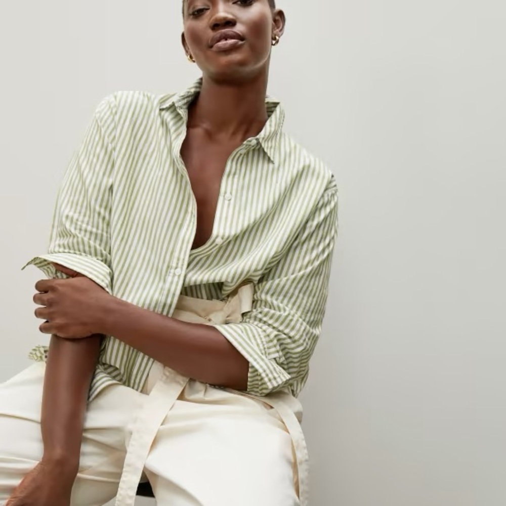 Everlane Silky Cotton Relaxed Shirt in size 14